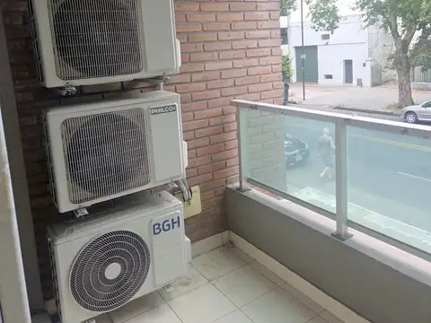 Departamento en Alquiler con 1 cocheras