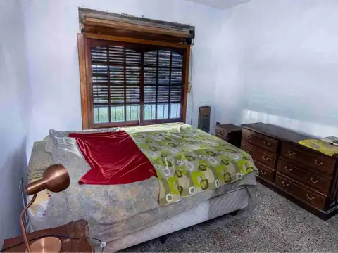 CASA 3 AMB. COCHERA FONDO LIBRE, LOTE PROPIO 365m2