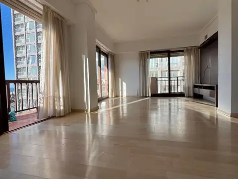 Venta piso 4 ambientes 