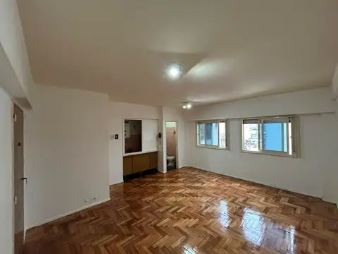 Departamento en Alquiler en Barrio Parque San Martin, $ 400.000