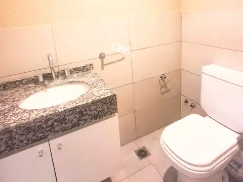 Depto Tipo Casa 2 ambientes con 2 baños