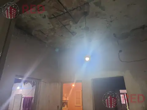 Casa 6 ambientes con 1 baño