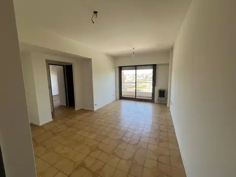 DEPARTAMENTO 3 AMBIENTES - CONTRAFRENTE CON BALCÓN CORRIDO