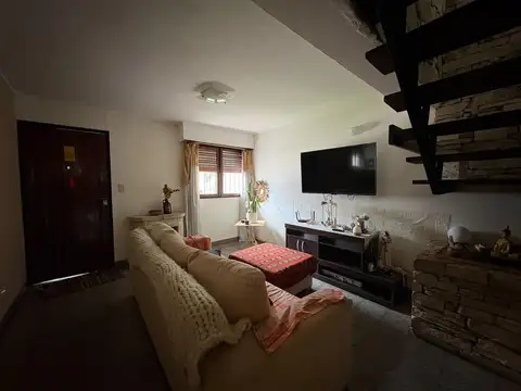 RETASADA - Casa en venta, Barrio Banco Pcia.