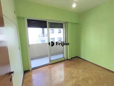 Juan Jose Paso 200, Piso 3