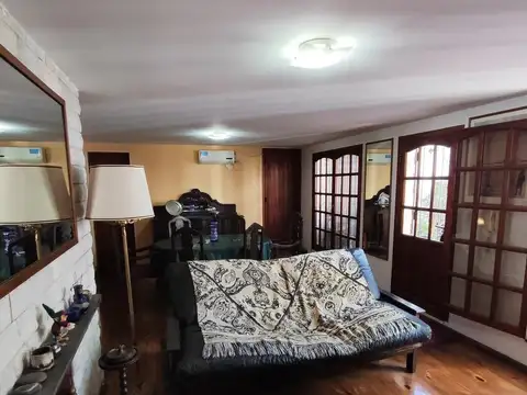Depto Tipo Casa en Venta de 6 ambientes