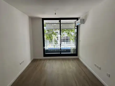 Apartamento En Venta de 1 Dormitorio A Estrenar en el centro,Montevideo.Ideal Para Renta.