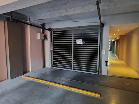 Venta cochera en Boedo