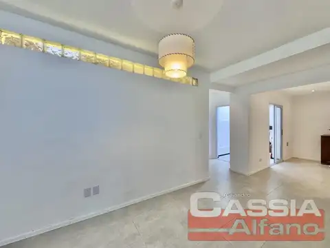 Depto Tipo Casa 2 ambientes con 1 baño