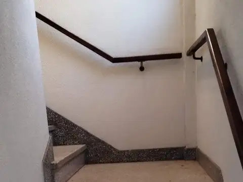 Salvador Soreda 5000, Piso 1