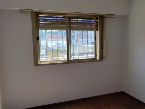 Alquiler departamento 3 ambientes con terraza y balcón