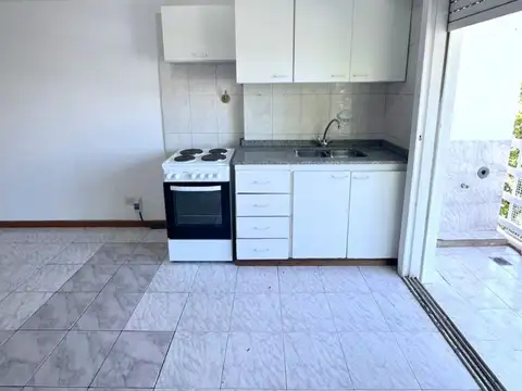 Departamento en Alquiler en General San Martin, $ 400.000