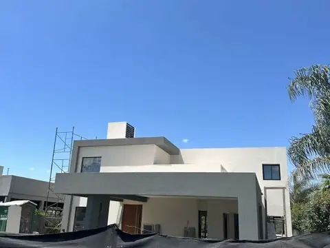 Casa en Venta en Pueblo Esther, USD 239.000