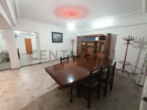 Casa en Venta en Pompeya, USD 200.000