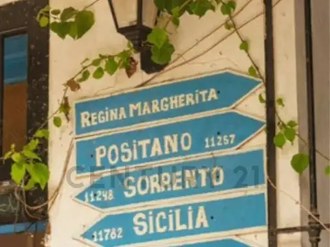 Rivadavia 200, Piso 0
