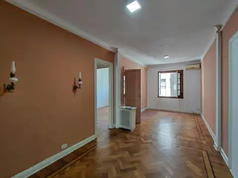 Oficina 3 ambientes con 1 baño