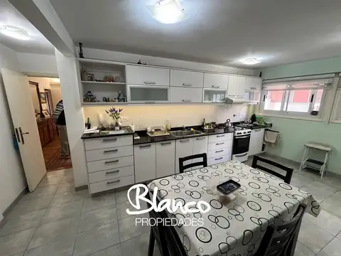 Departamento en Alquiler en Recoleta, USD 1.700