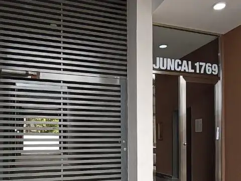 Departamento en Venta con 10 cochera