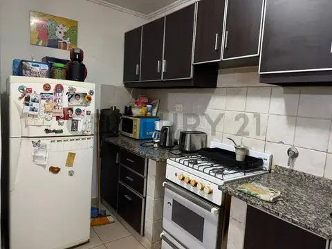 Departamento 4 ambientes con 1 baño