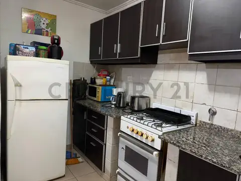 Departamento 4 ambientes con 1 baño