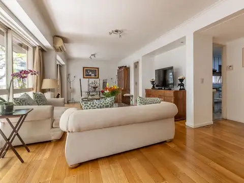 Avenida Federico Lacroze 1800