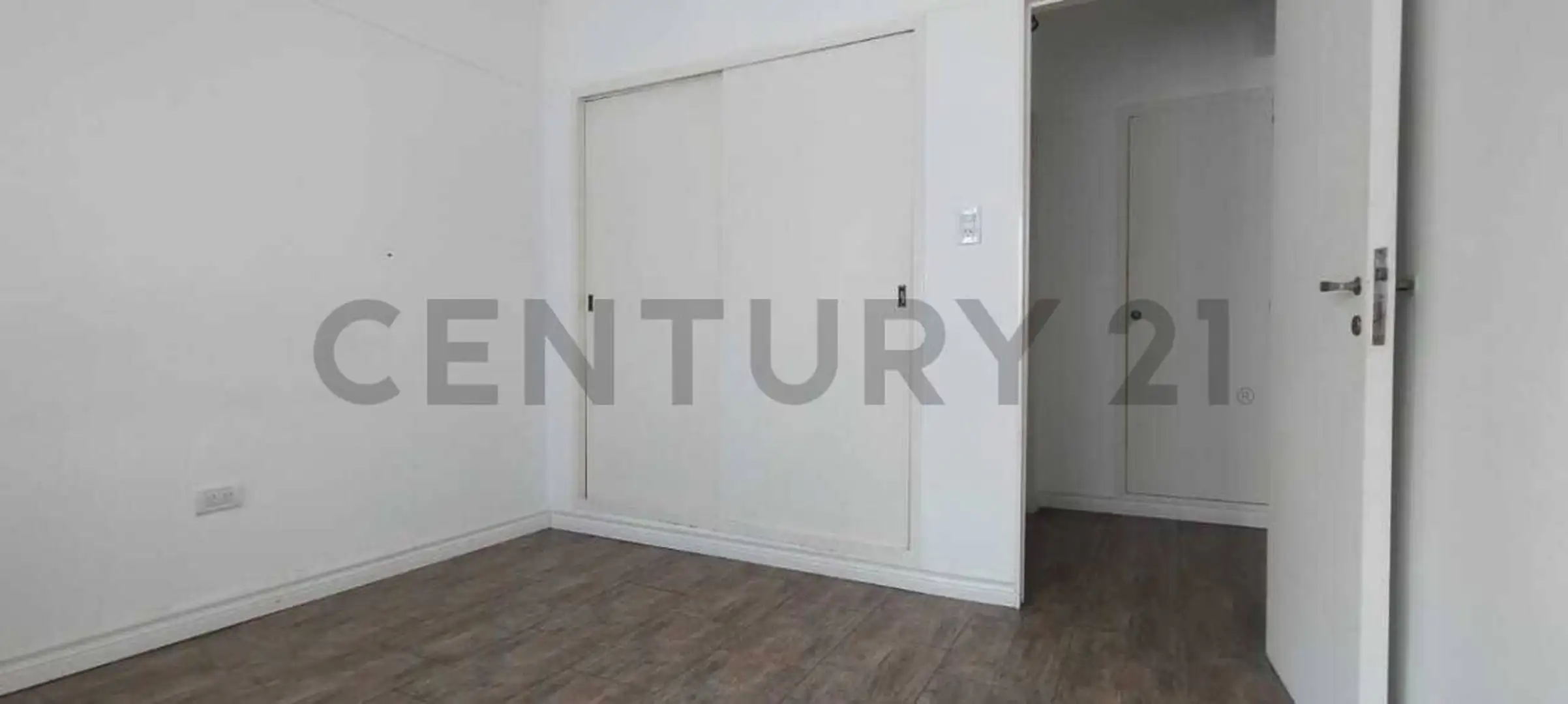 Venta departamento 2 ambientes reciclado en zona Aldrey