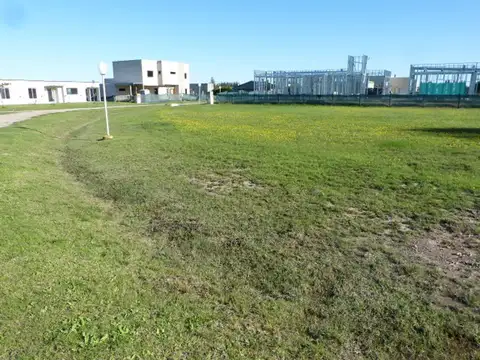 Terreno en Venta en Abasto, USD 17.400