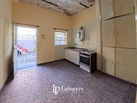 Depto Tipo Casa en Venta 50 años