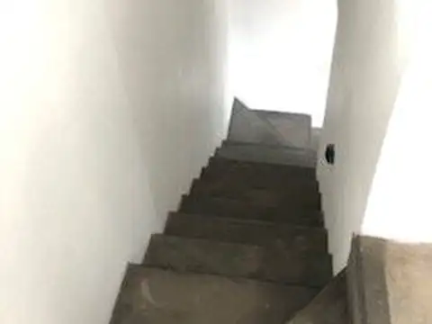 Casa en Alquiler con 1 cochera