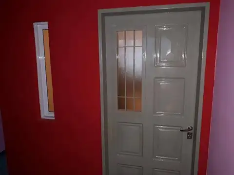 Departamento en Alquiler en Zarate, $ 380.000