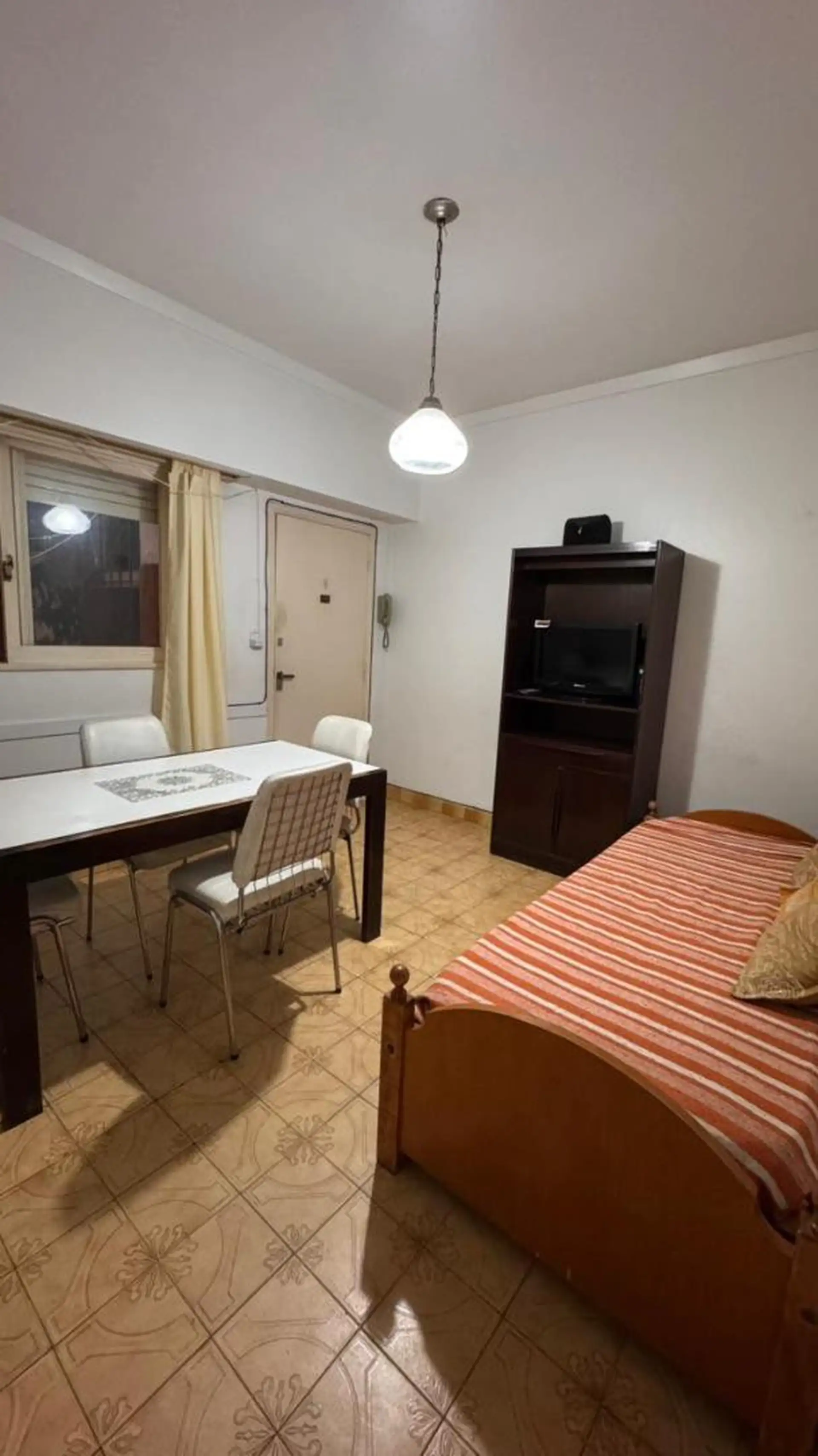 Departamento 2 ambientes amoblado en alquiler 12 meses