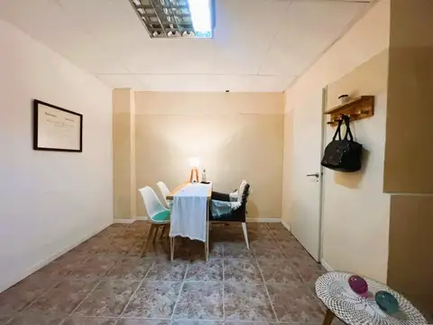 Suipacha 300, Piso P.B