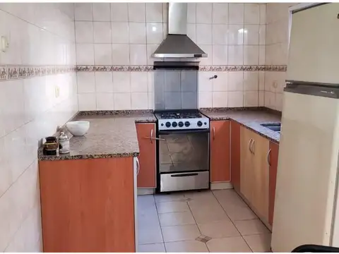 SAN MARTÍN CASA 3 AMB. EN PH PLANTA BAJA AL FONDO CON PARQUE