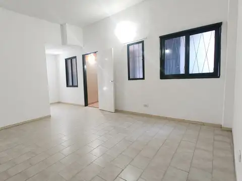 PH de 60 m² 1er piso por escalera - 3amb en Venta en Villa Adelina Sin Expensas