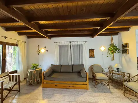Casa en Alquiler de 3 dormitorios