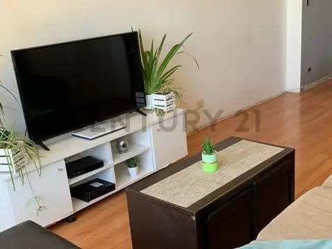 Departamento 5 ambientes con 2 baños