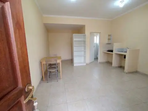 VENTA DE HOSTAL EN LA BANDA SANTIAGO DEL ESTERO