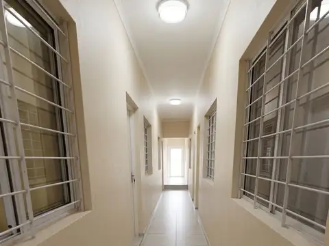 Hotel en Venta en La Banda, USD 350.000