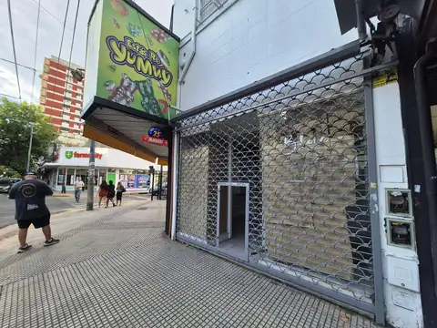 EXCELENTE LOCAL COMERCIAL 2 PLTAS - 96 m2