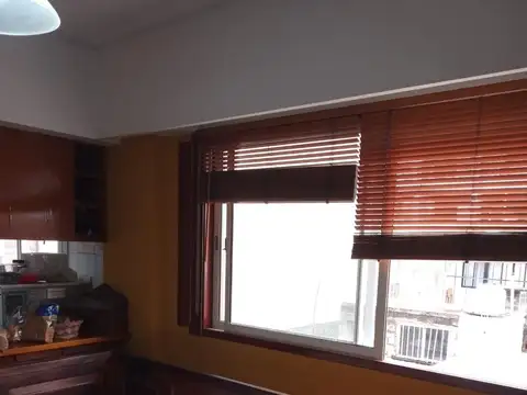 Departamento 7 ambientes con 2 baños