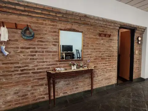 Casa en Venta en Urquiza R, USD 365.000