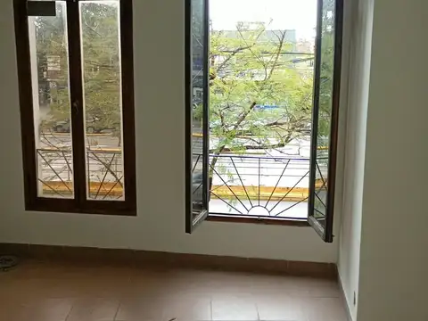 Av maipu 1700