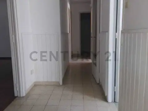 3 e/ 41 y 42 , Piso 0