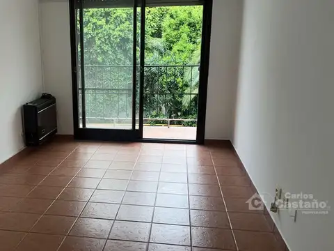 Exc. 3 Amb. con Balcón, Cochera Cubierta a 1/c de Av. Maipú