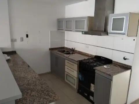 Saenz Peña y Carlos Pelegrini 1200, Piso 2