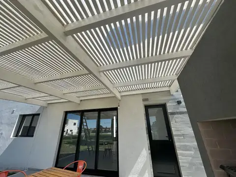 Departamento en el emprendimiento CASAS PREMIUM PILAR DEL ES