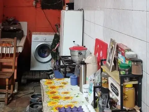 VENTA Local  o Galpon Remedios de Escalada