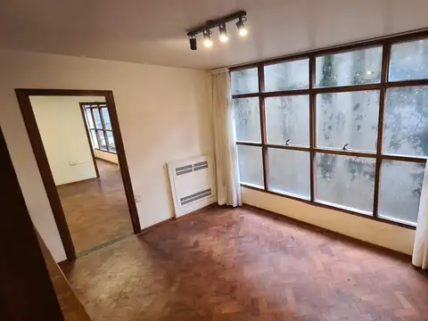OFICINAS COMUNICADAS EN MICROCENTRO - CÓRDOBA 1300