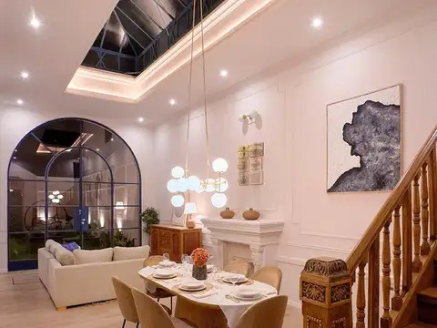 Casa de diseño con cochera, jardín y terraza - Sarmiento al 2000 - Abasto Rosario | Venta