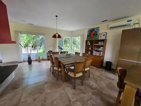 Casa en Venta en Club Miralagos, USD 410.000
